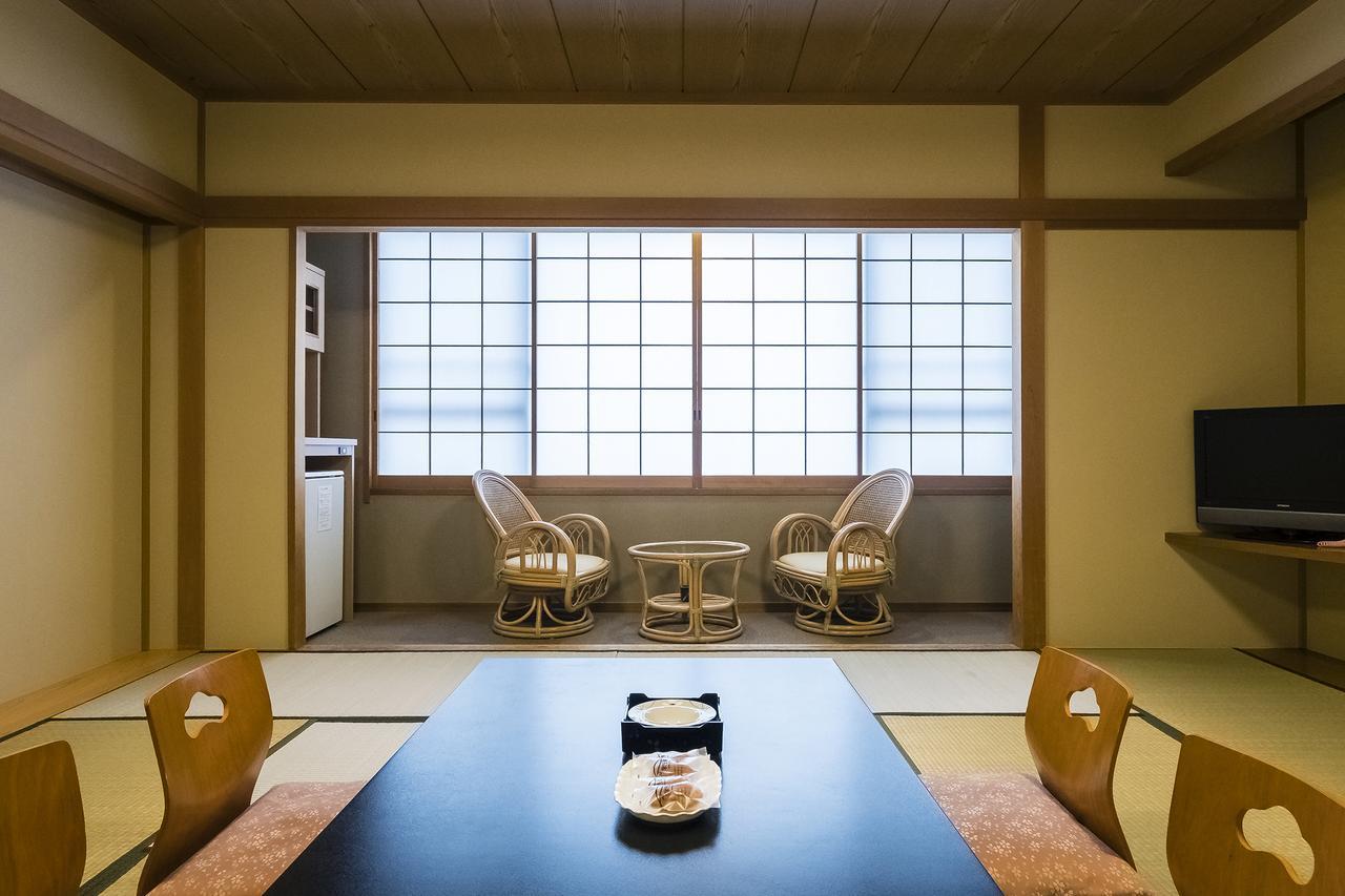 New Tomiyoshi Hotel อาตามิ ภายนอก รูปภาพ