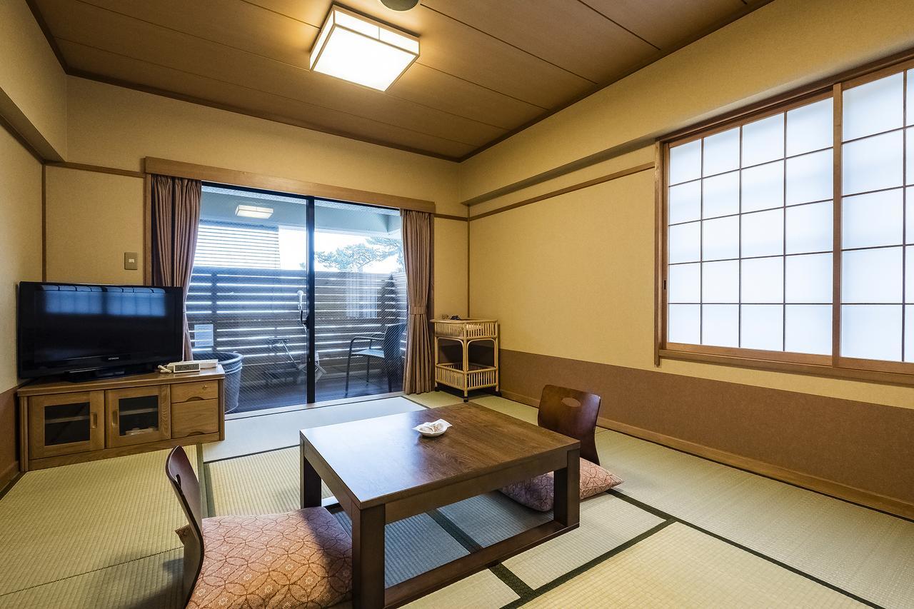 New Tomiyoshi Hotel อาตามิ ภายนอก รูปภาพ